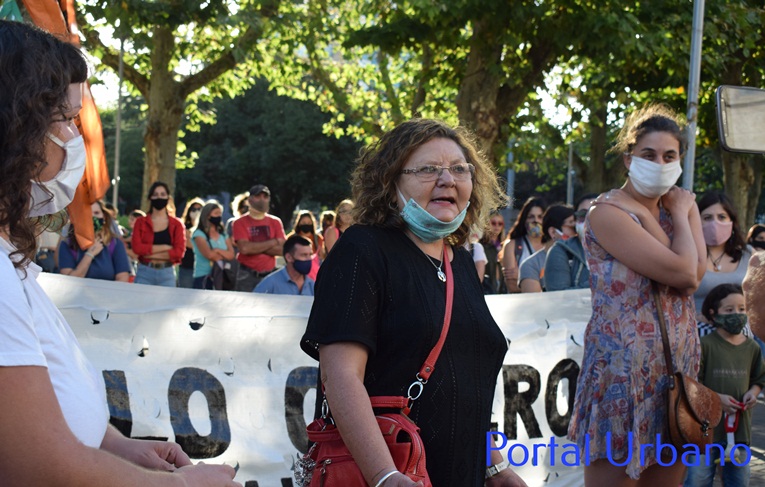 Mamá de Valeria Cazola