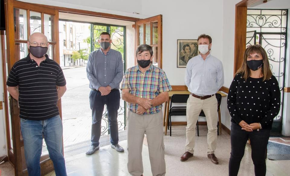 PAMI entregó subsidios