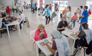 Continúa la aplicación de la