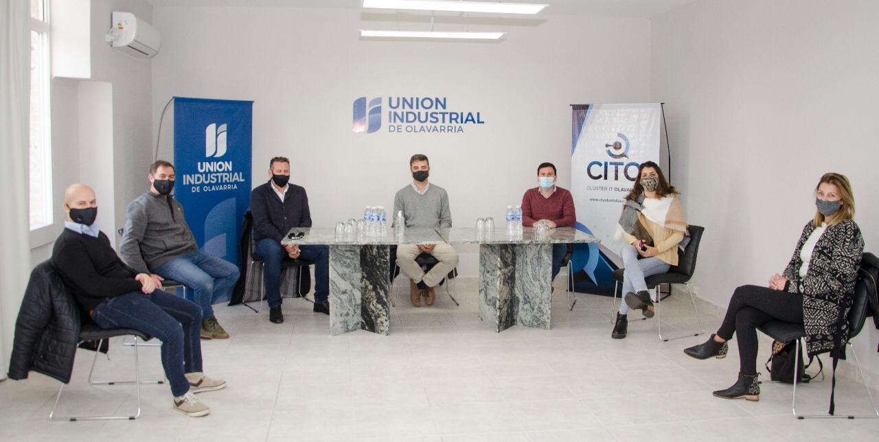 Aguilera mantuvo una reunión con