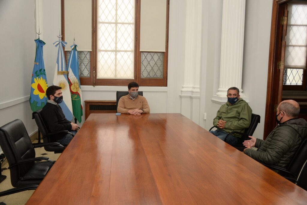 El intendente recibió al presidente