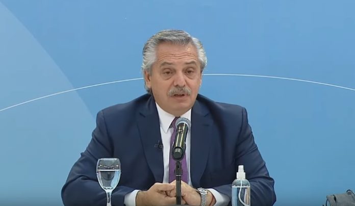 Fernández sostuvo que la salida