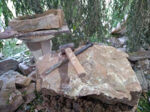 Crearán la escuela de piedra