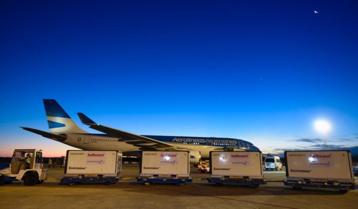 Llega hoy un nuevo vuelo