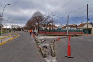 Mano única en Brown