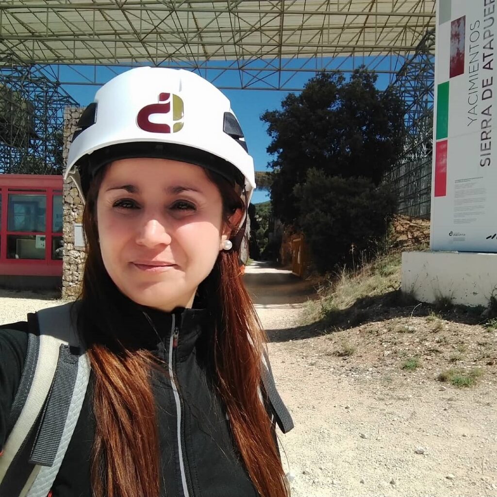 Investigadora de la FACSO realiza
