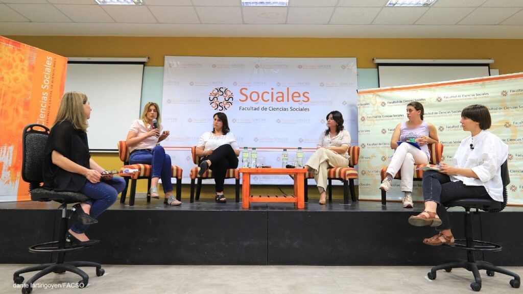 Candidatas a concejalas participaron de