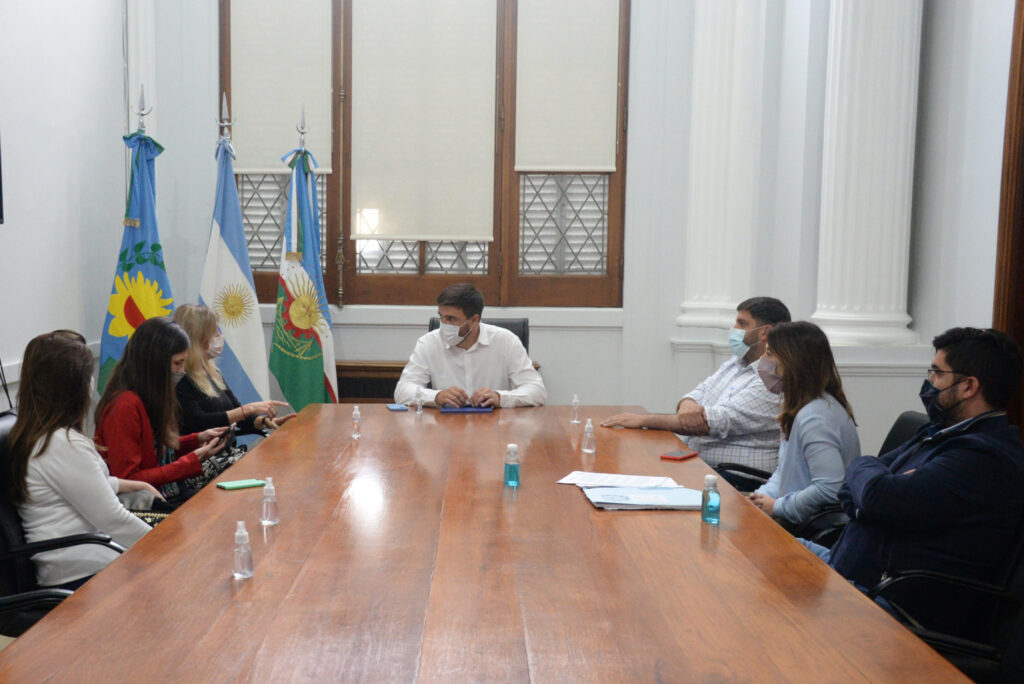 El Intendente Ezequiel