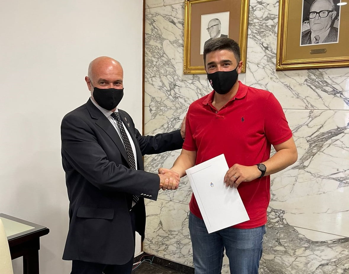 Galli y Aba firmaron