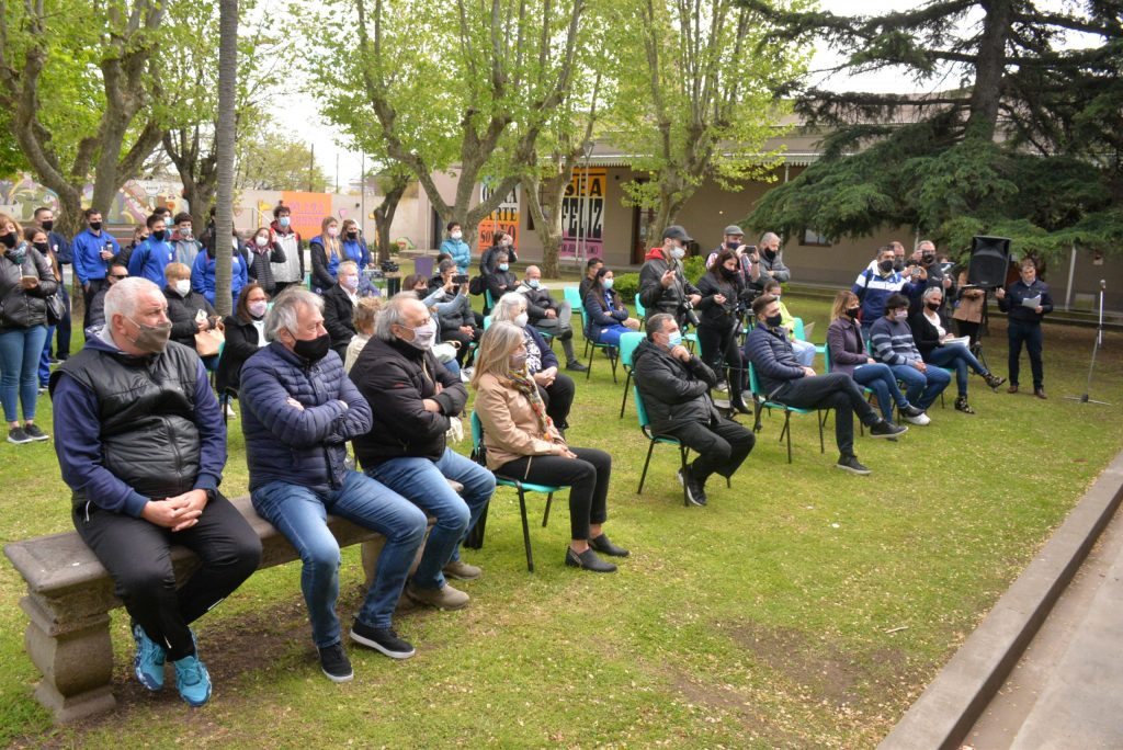 Galli anunció el inicio de obra del nuevo edificio para el Instituto de Educación Física,