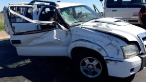 Volcó una camioneta y