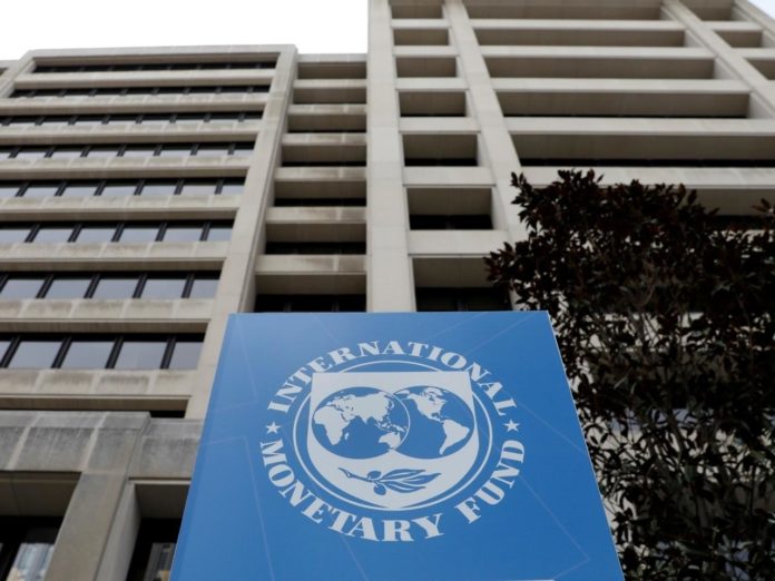 El FMI aprobó el