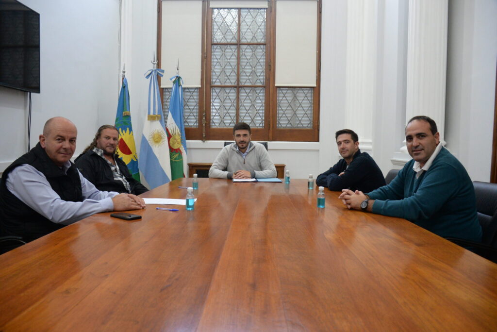 Se firmó el contrato