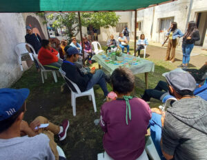 Convocatoria a estudiantes para