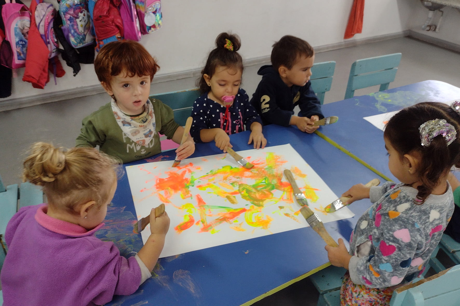 Variada actividad en el