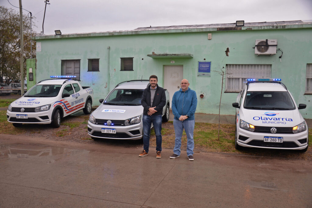 El Intendente entregó tres