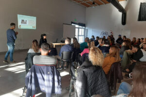 Infancias adolescencias y familia