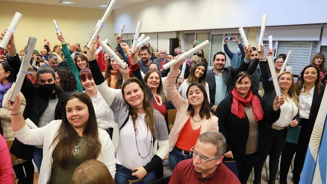 Flamantes graduados de Sociales