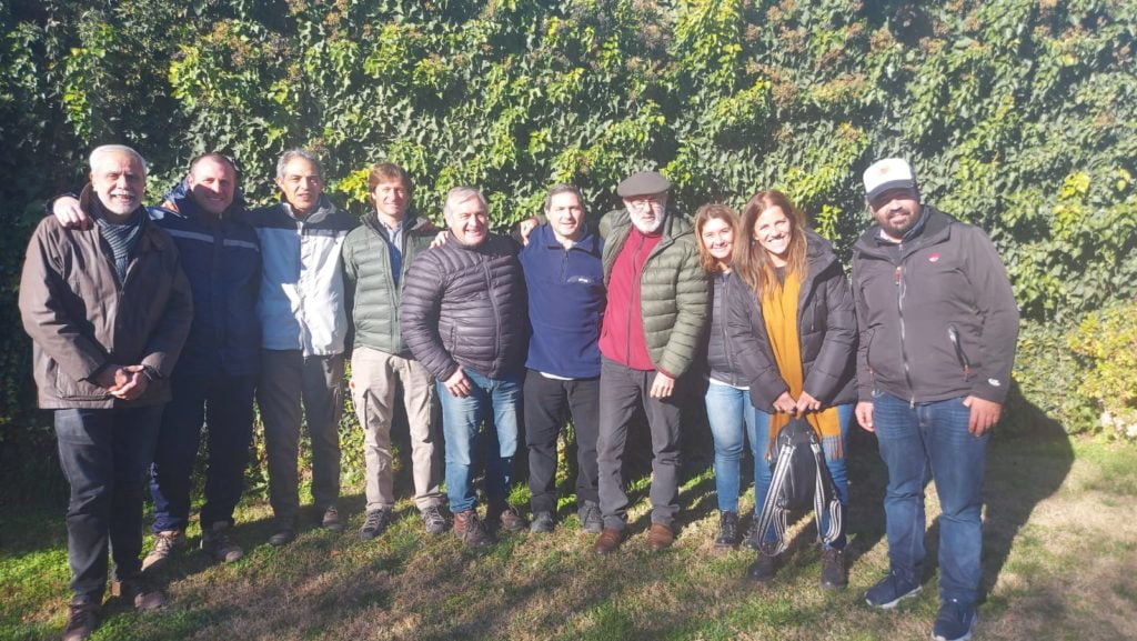 Reunión con productores agropecuarios