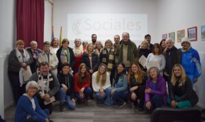 Concurrido cierre de los