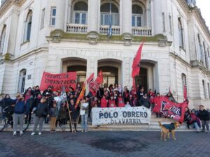 El FOL también marchó