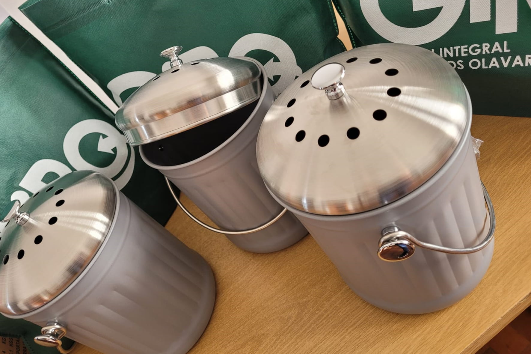 Olavarría recibió composteras y