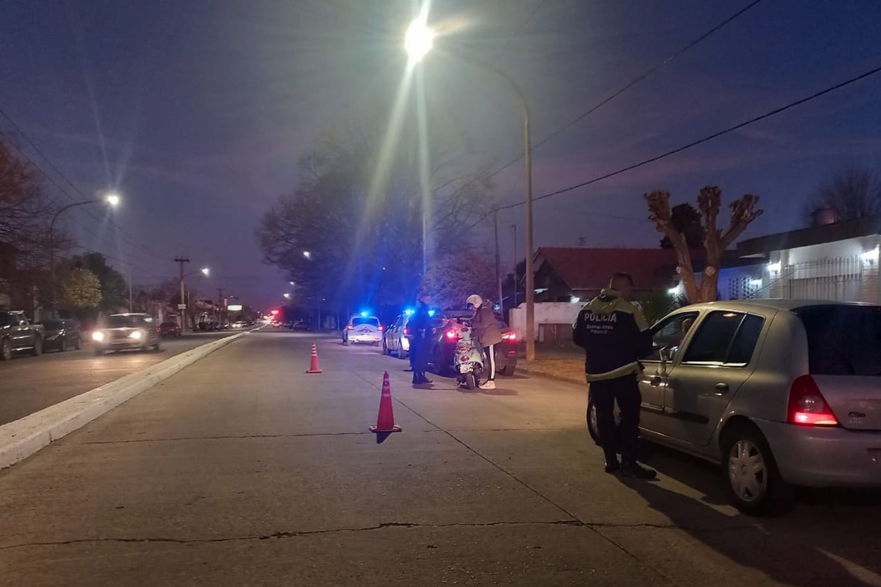 Tres autos retenidos