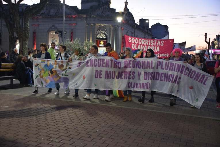 Con una marcha finalizó