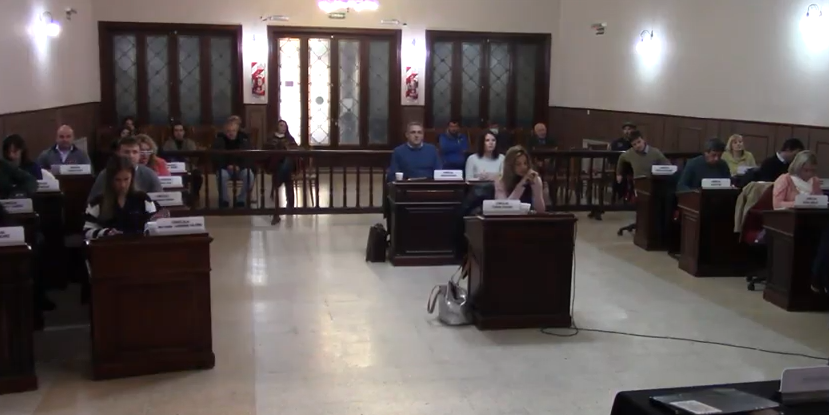 Con varios proyectos se