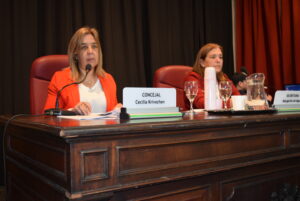Cecilia Krivochen y los