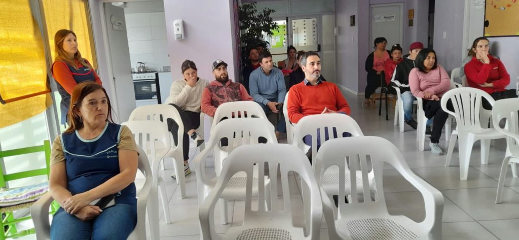 Charla sobre desarrollo infantil