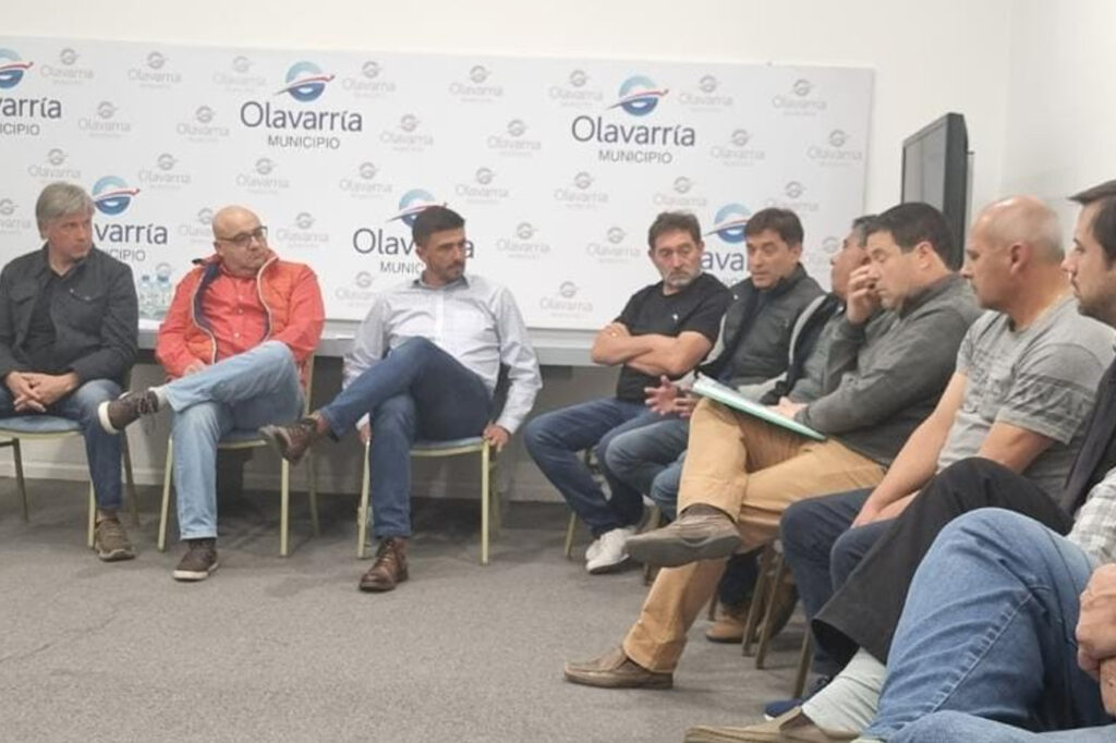 Con la presencia del