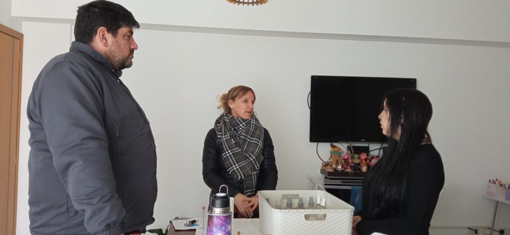 Más de 100 emprendedores