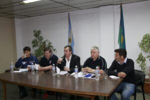 Encuentro con sectores rurales