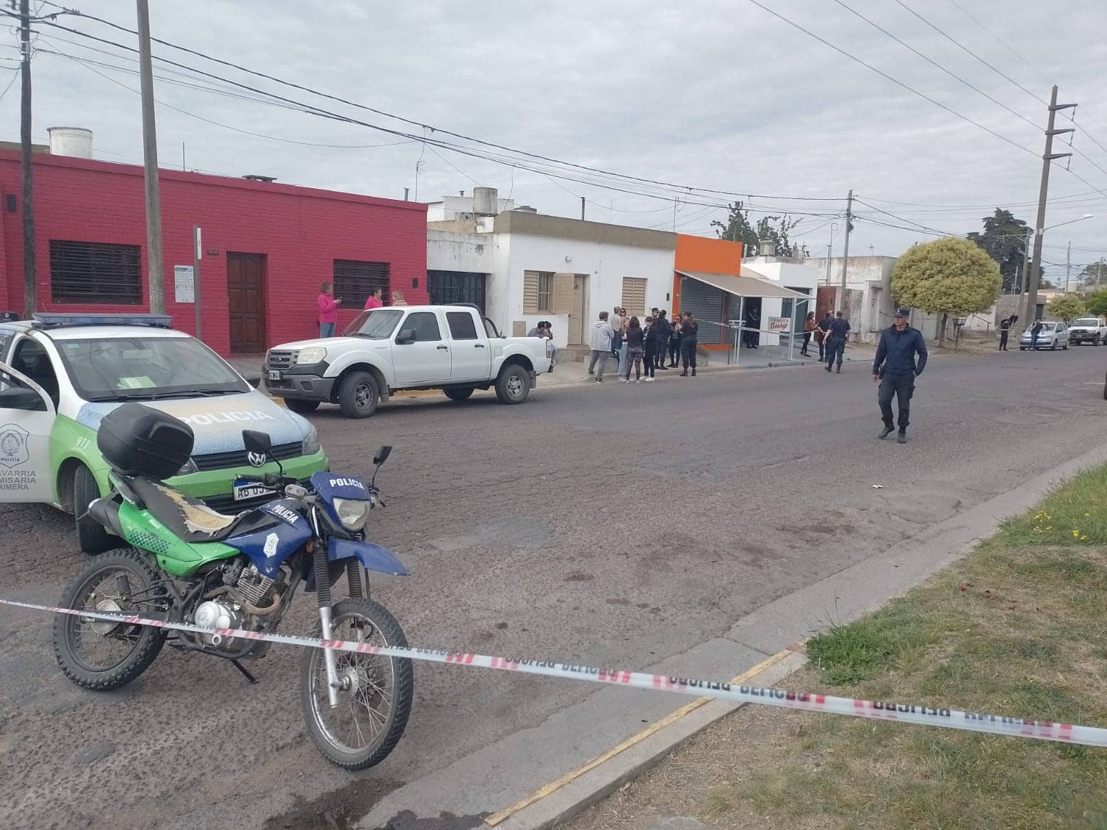 Investigan un femicidio seguido