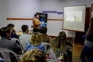 Se realizó la charla