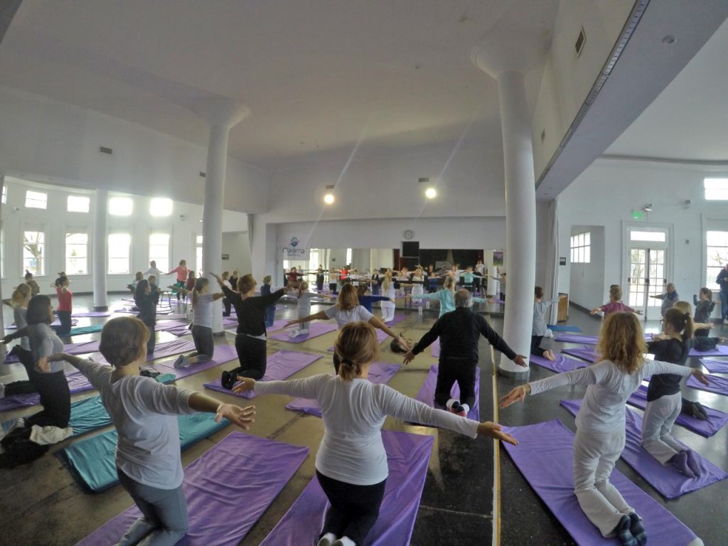 Clase abierta de Yoga