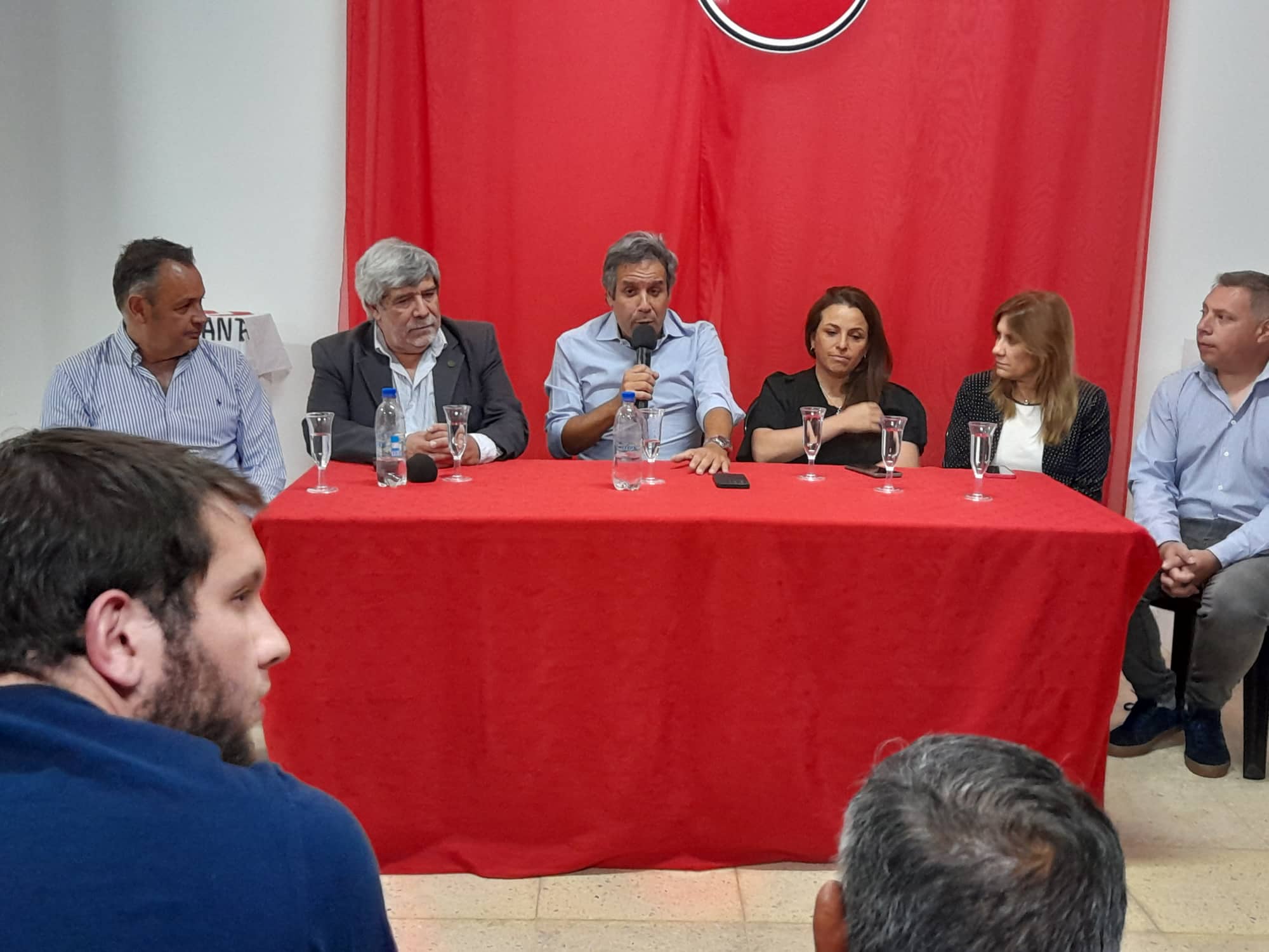 Gastón Manes llegó a