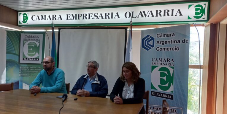 Más de 80 comercios